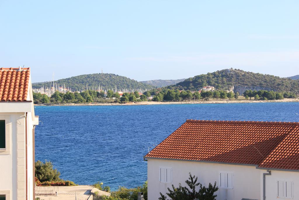 Apartments 4 Dolphins Rogoznica  Εξωτερικό φωτογραφία