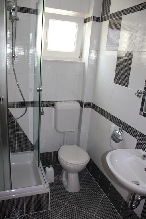 Apartments 4 Dolphins Rogoznica  Δωμάτιο φωτογραφία