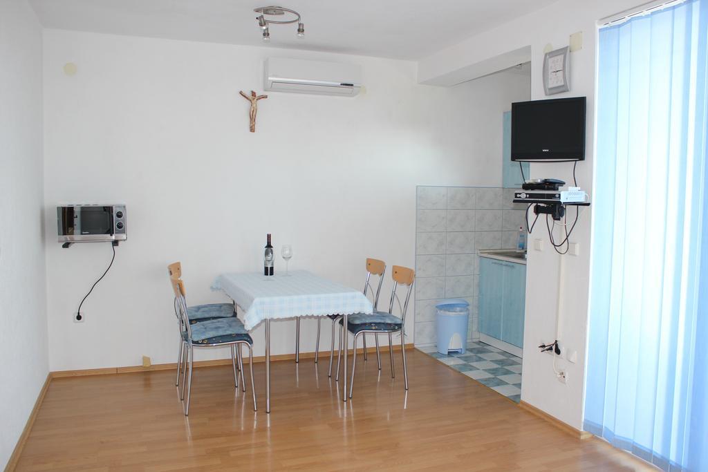 Apartments 4 Dolphins Rogoznica  Εξωτερικό φωτογραφία